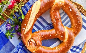 pretzel-2718477_1280.jpg